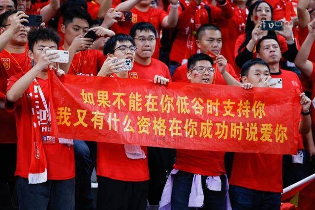 女排遭遇败绩与变革，三员大将或将离队